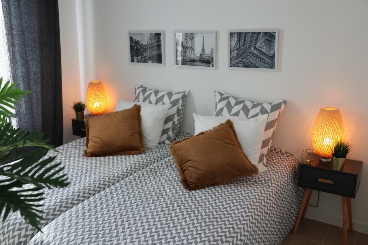 Lea De Paris Aparthotel Noisy-le-Grand Bagian luar foto